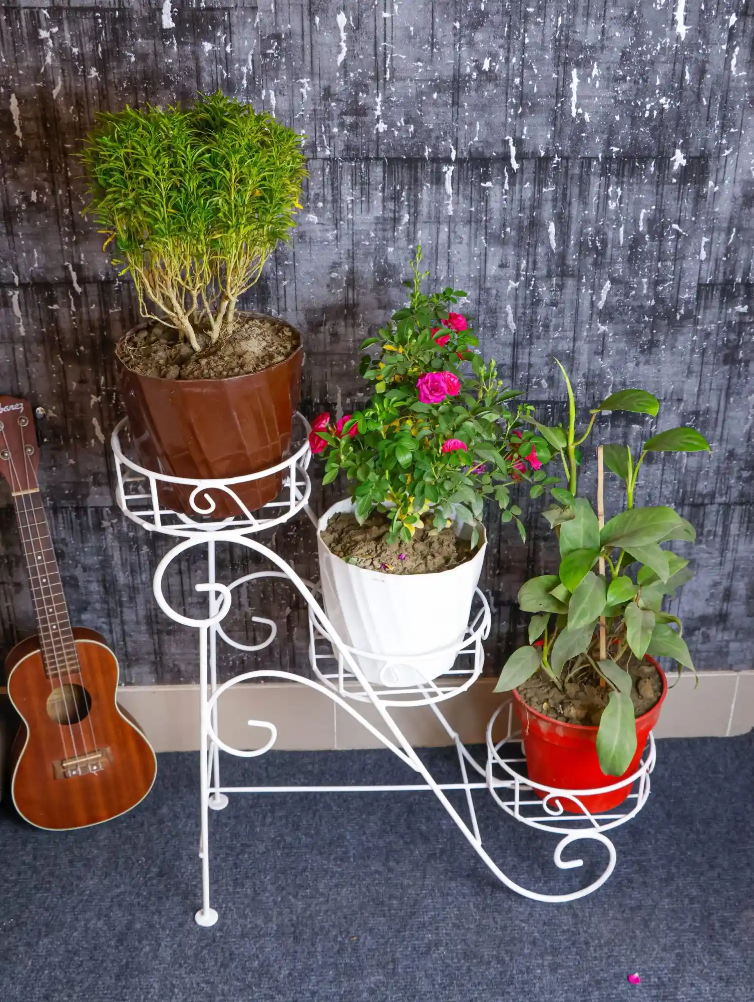 Metal Flower shiri stand |Globalix