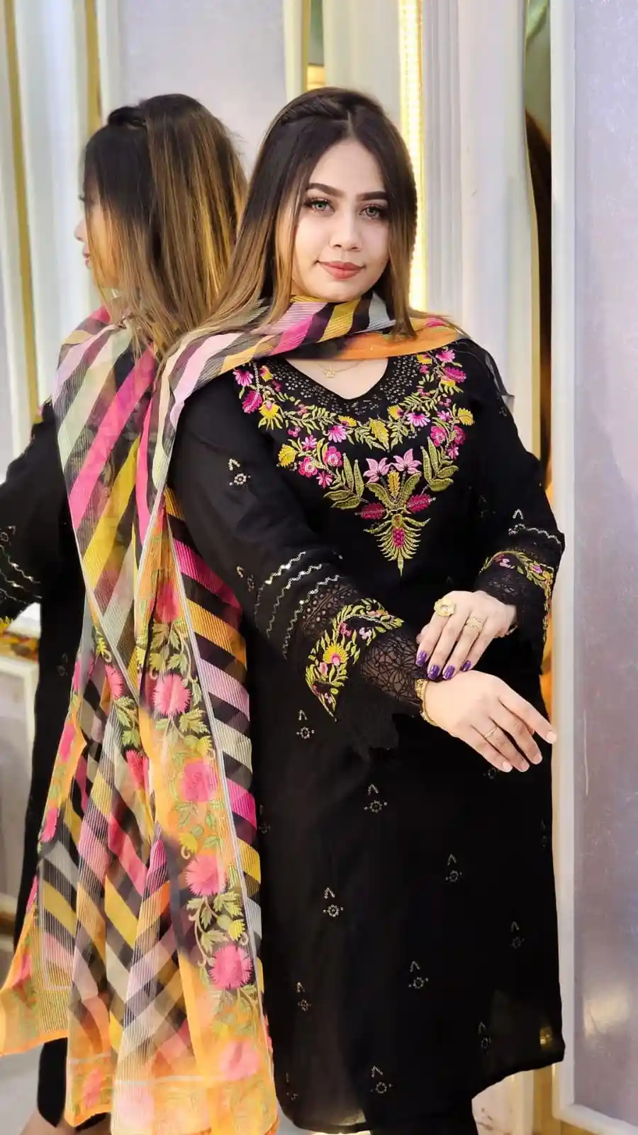 থ্রি_পিস