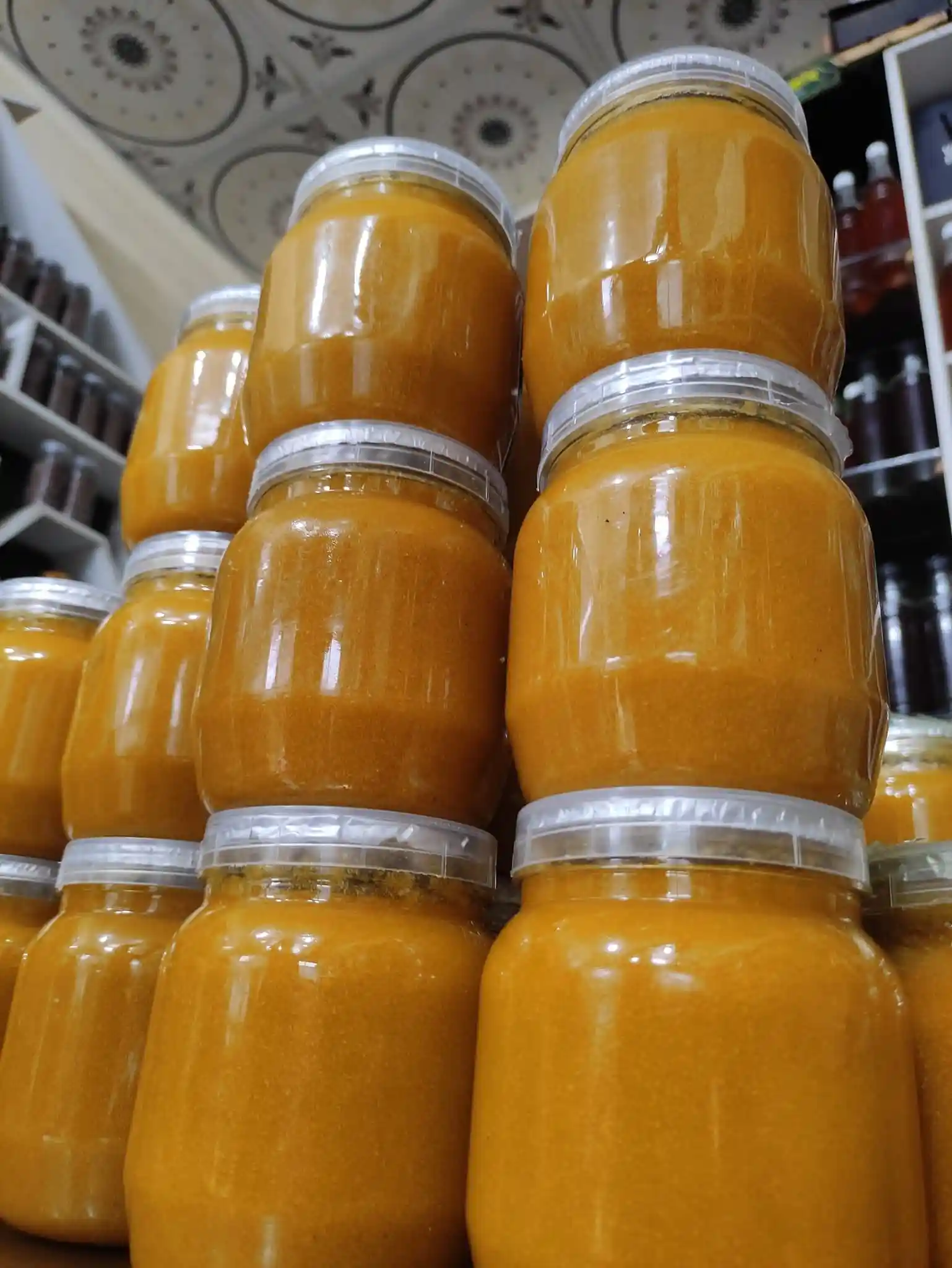 খাঁটি দানাদার গরুর দুধের ঘি – 500gm | Pure Desi Cow Ghee