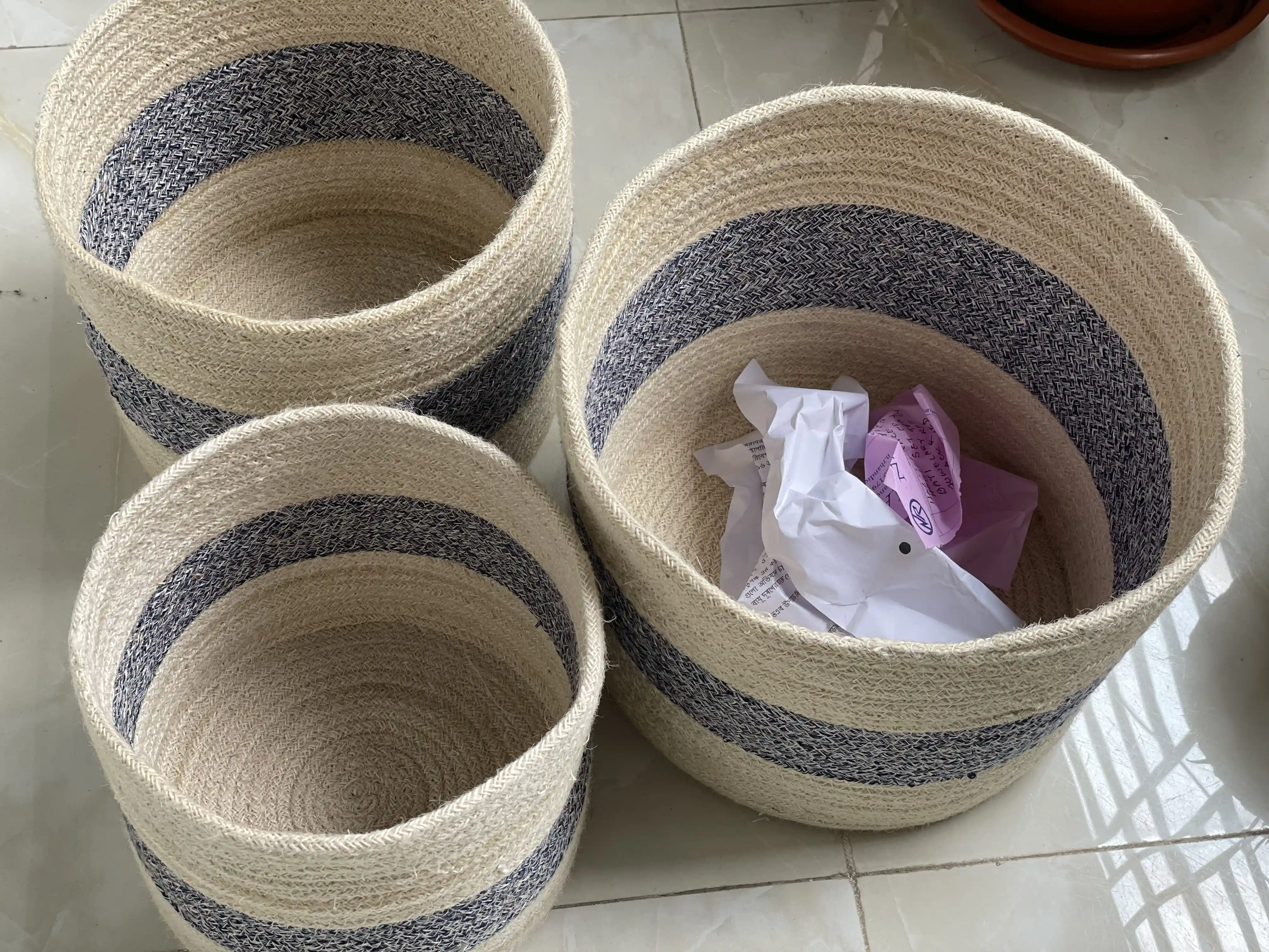 Round Shape Natural Jute Wastebasket White (Set of Three)