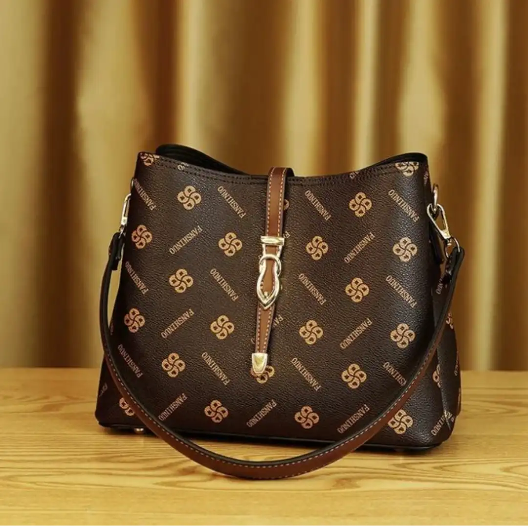 Luxury Large Capacity Bucket Shoulder Bag for
